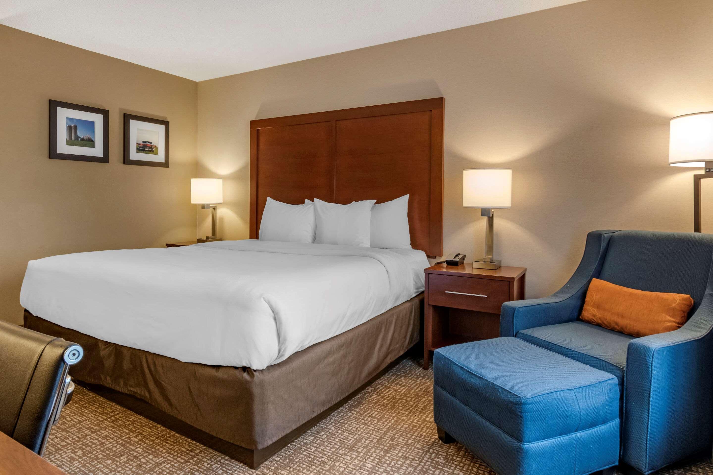 Comfort Inn Pa Turnpike - I-81 Карлайл Екстер'єр фото