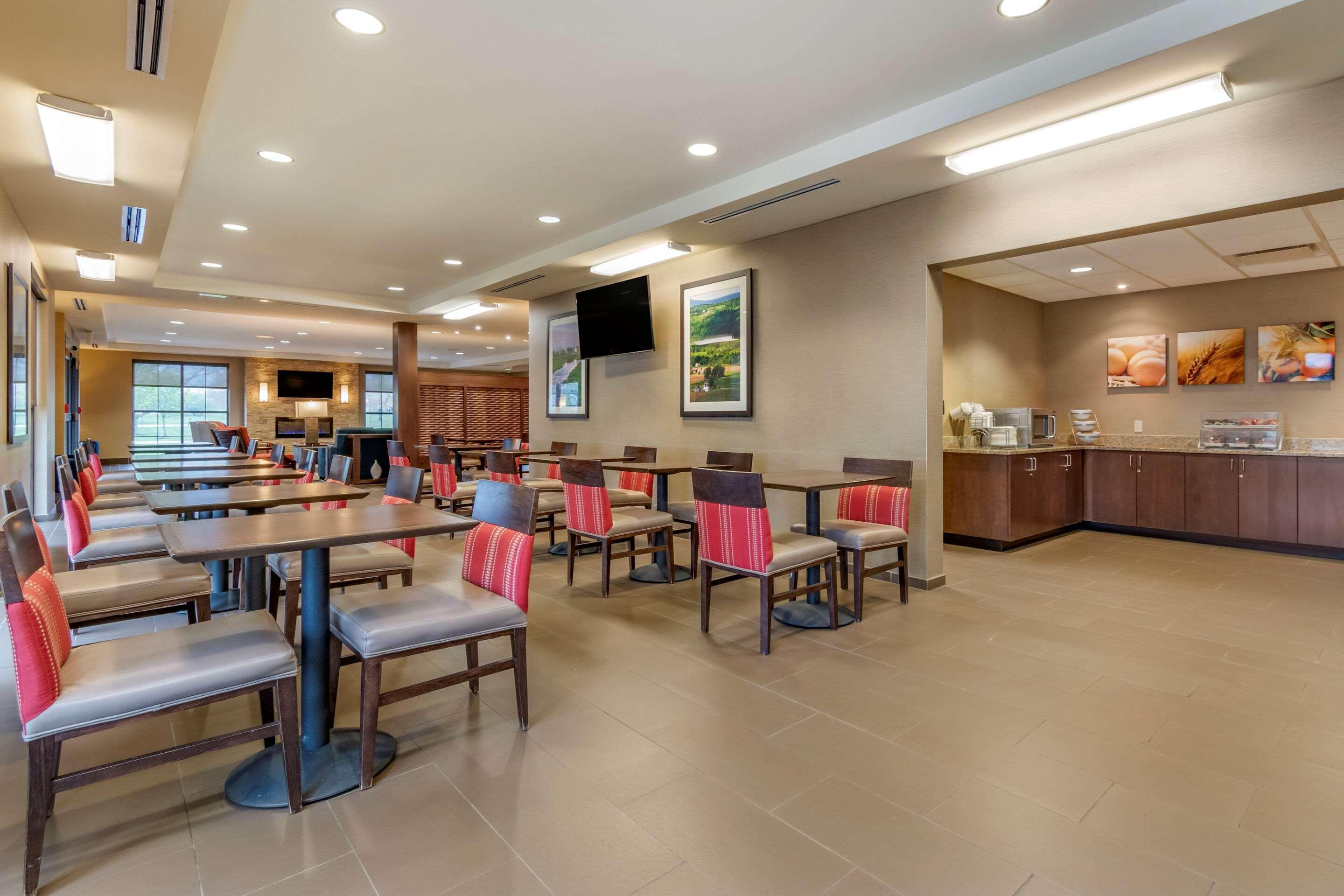 Comfort Inn Pa Turnpike - I-81 Карлайл Екстер'єр фото