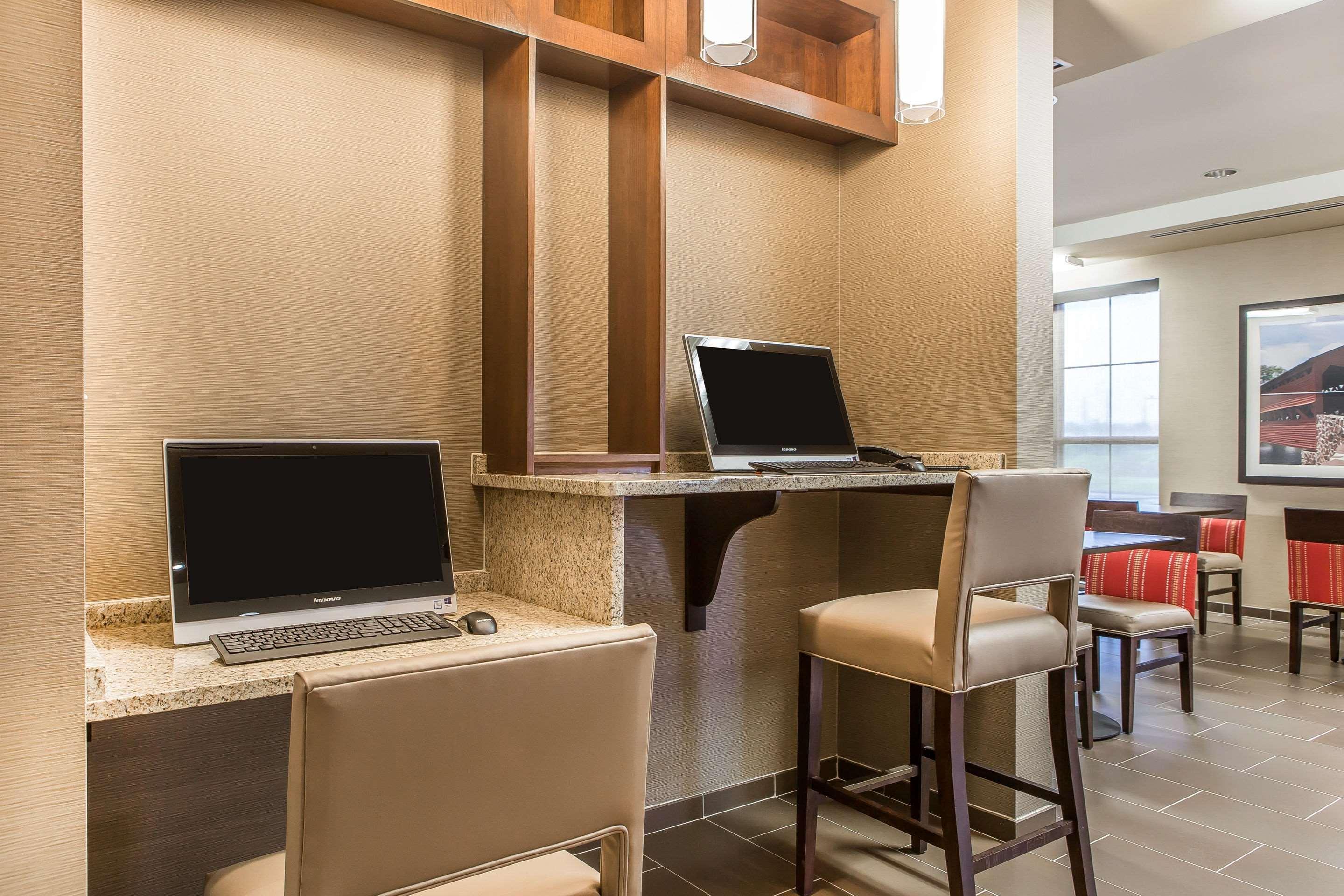 Comfort Inn Pa Turnpike - I-81 Карлайл Екстер'єр фото