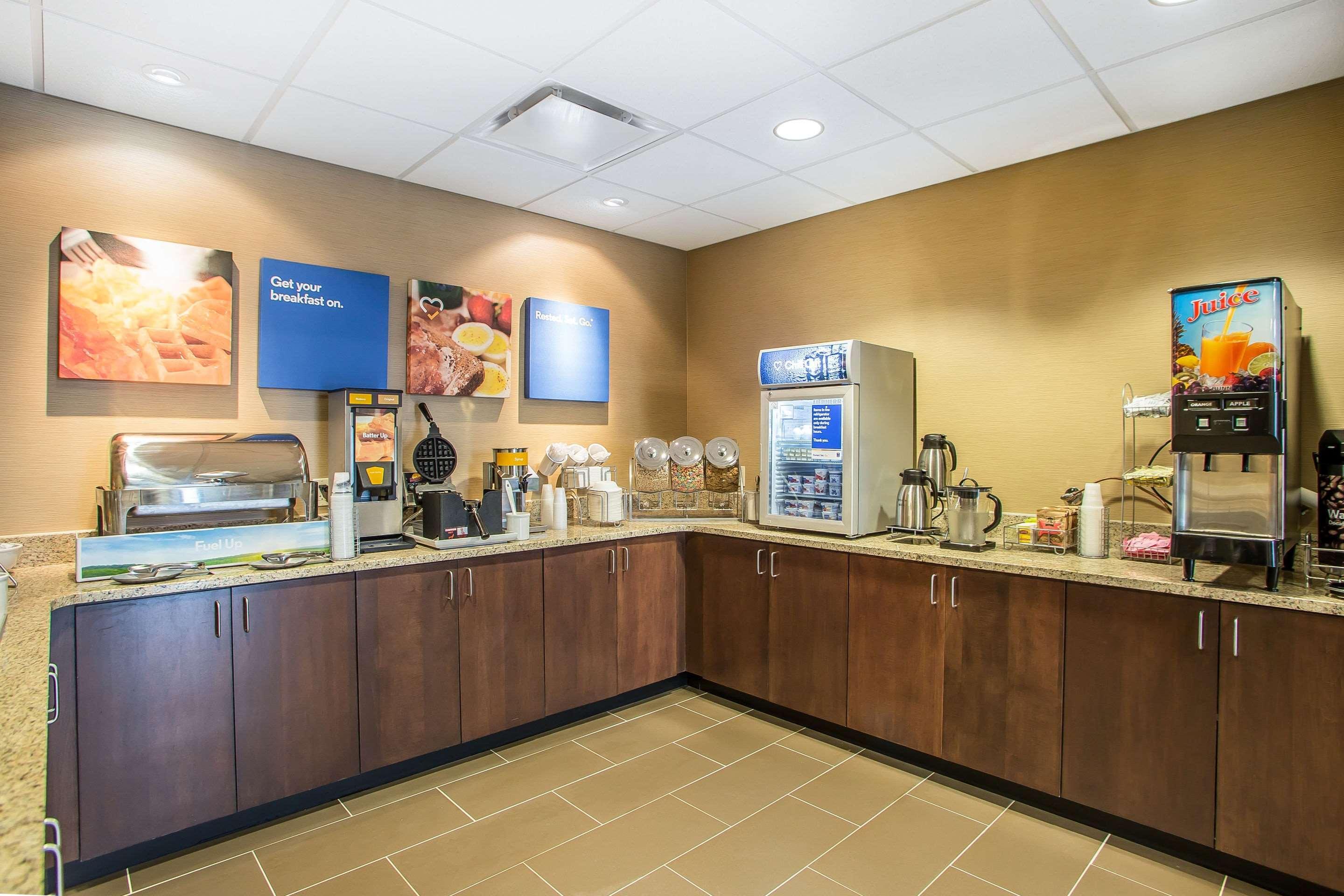 Comfort Inn Pa Turnpike - I-81 Карлайл Екстер'єр фото